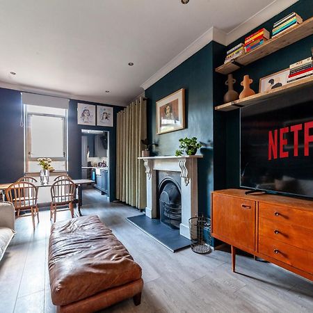 Arte Stays - 2 Bed Luxurious Flat, Garden, 5Min Dalston St., Parking Available, Serviced Accommodation - Up To 5 Ppl Londen Buitenkant foto
